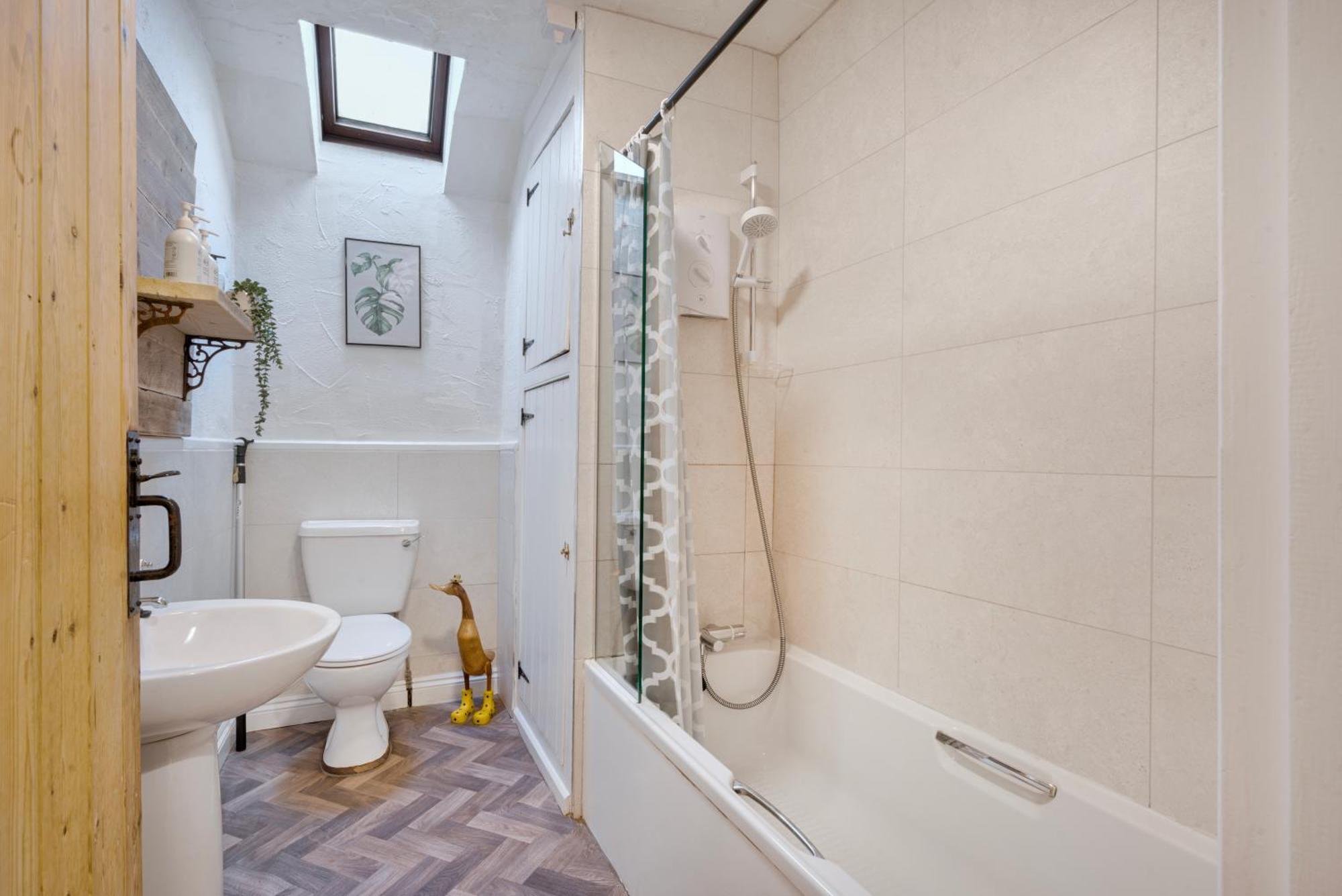 The Gilpin Farmhouse, Lake District Getaway Levens ภายนอก รูปภาพ