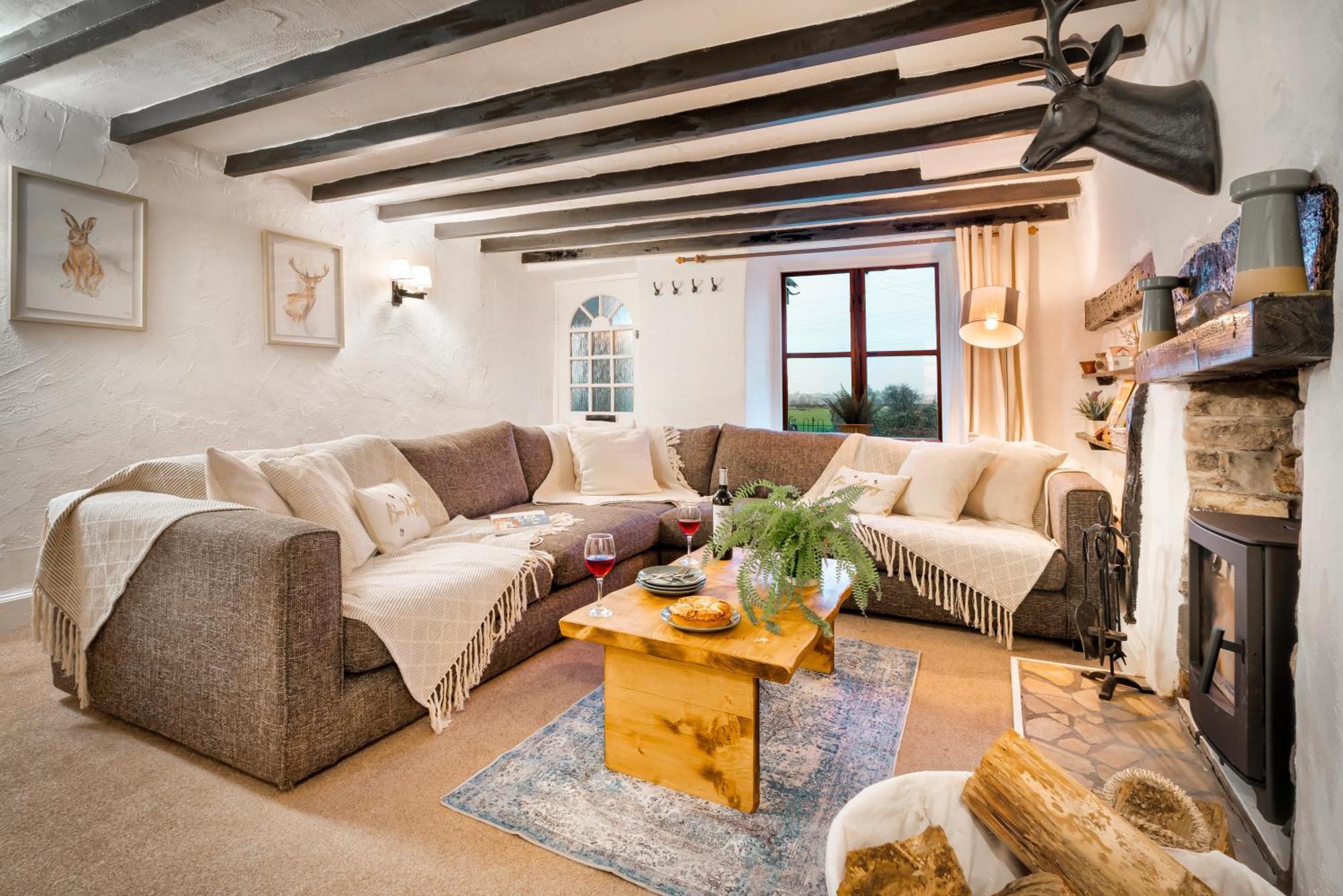 The Gilpin Farmhouse, Lake District Getaway Levens ภายนอก รูปภาพ