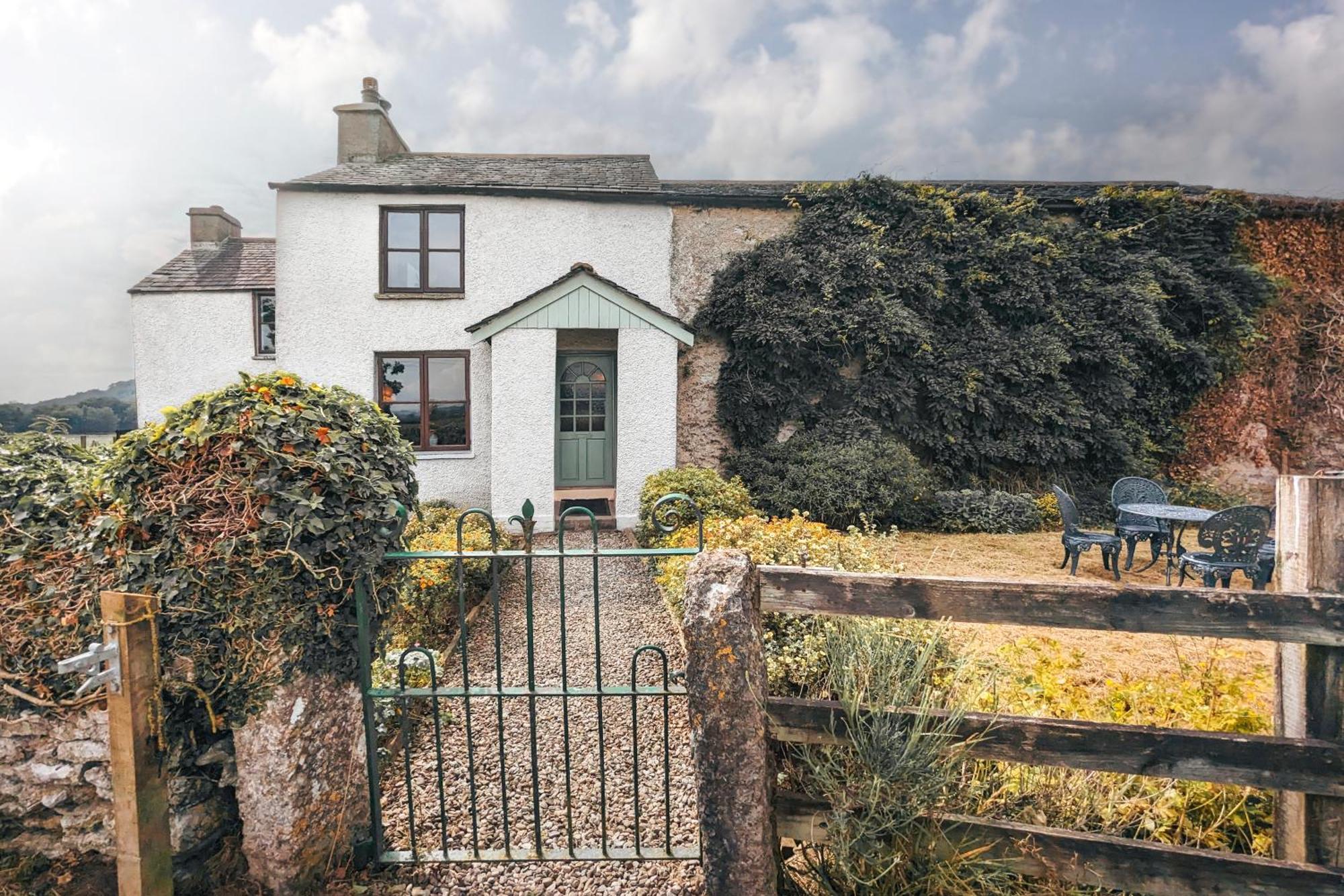 The Gilpin Farmhouse, Lake District Getaway Levens ภายนอก รูปภาพ